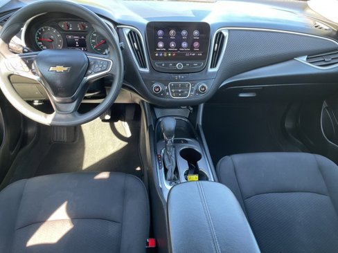 Used 2024 Chevrolet Malibu LT image 14
