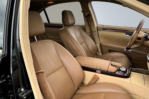 Used 2008 Mercedes-Benz S 550 4MATIC image 7