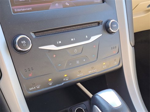 Used 2013 Ford Fusion SE image 15