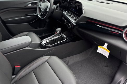 New 2025 Chevrolet Trax RS w/ Driver Confidence Package image 20