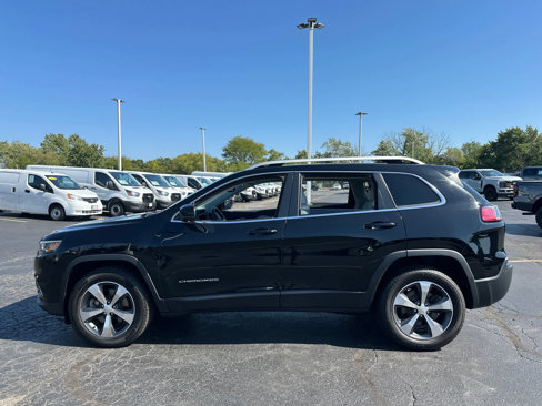 Used 2019 Jeep Cherokee Limited image 5