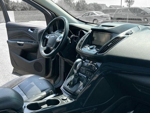 Used 2015 Ford Escape Titanium w/ Canadian Touring Package image 5