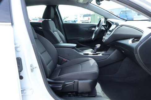 Used 2023 Chevrolet Malibu LT image 9