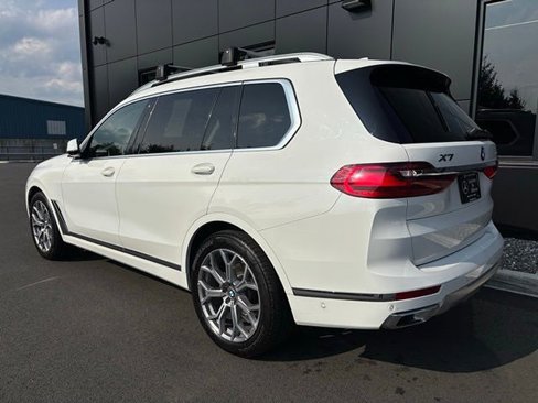 Used 2019 BMW X7 xDrive40i w/ Cold Weather Package image 4