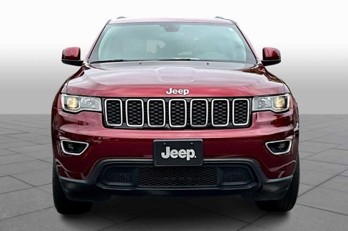 Used 2021 Jeep Grand Cherokee Laredo image 3