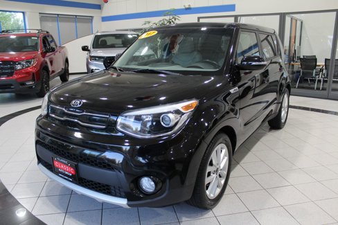 Used 2017 Kia Soul + w/ Primo Package image 1