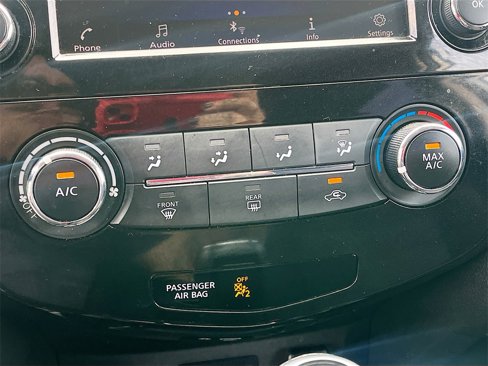 Used 2021 Nissan Rogue Sport S image 15