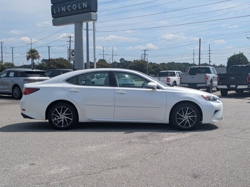 Used 2017 Lexus ES 350 image 4