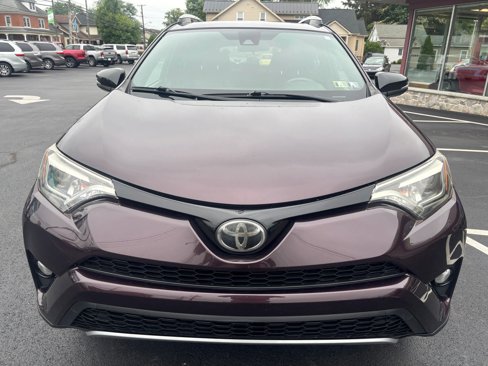 Used 2017 Toyota RAV4 SE image 5