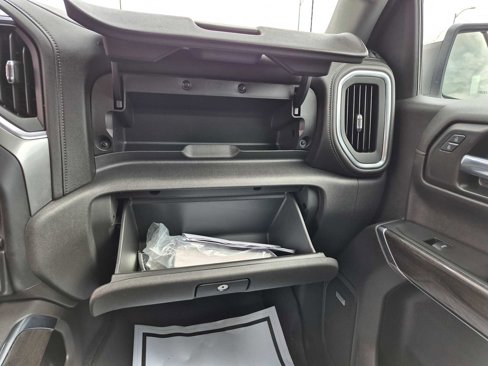 Used 2020 Chevrolet Silverado 1500 LTZ w/ LTZ Premium Package image 26