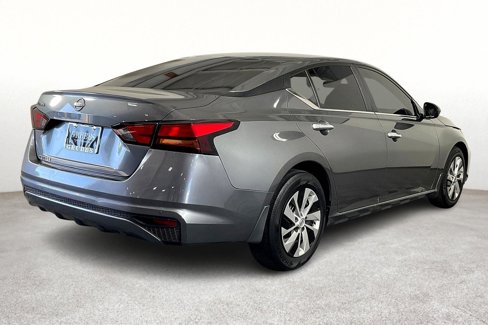 Used 2023 Nissan Altima 2.5 S image 2