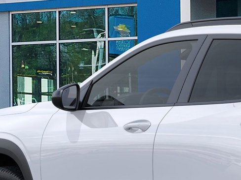 New 2025 Chevrolet Trax RS w/ Driver Confidence Package image 12