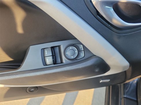 Used 2019 Chevrolet Camaro LT w/ Technology Package image 13