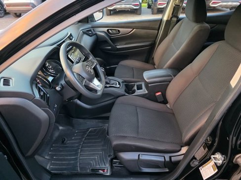 Used 2020 Nissan Rogue Sport S image 15
