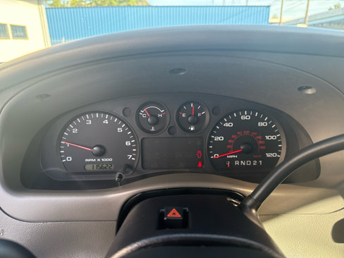 Used 2011 Ford Ranger XLT image 13