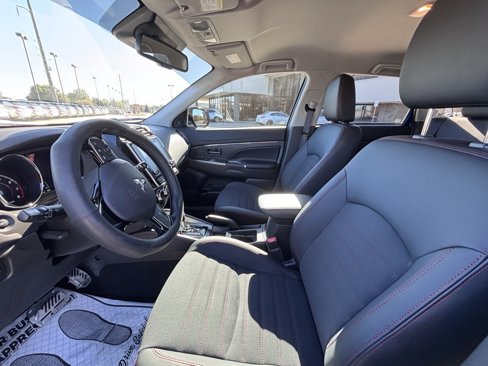 New 2024 Mitsubishi Outlander Sport SE image 7