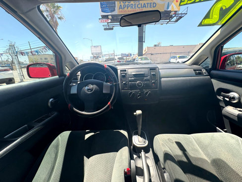 Used 2012 Nissan Versa 1.8 S image 38
