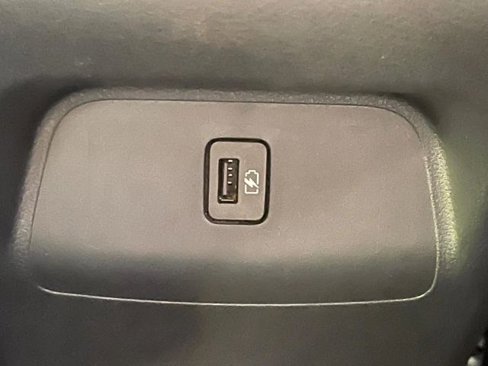 Used 2021 Nissan Sentra SV image 9