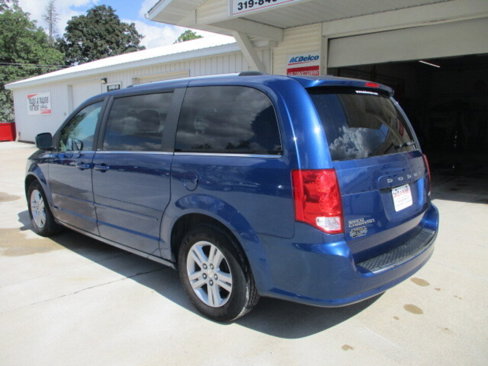 Used 2011 Dodge Grand Caravan Crew w/ Entertainment Group 1 image 13
