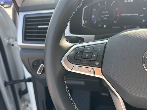Used 2023 Volkswagen Atlas SE image 18