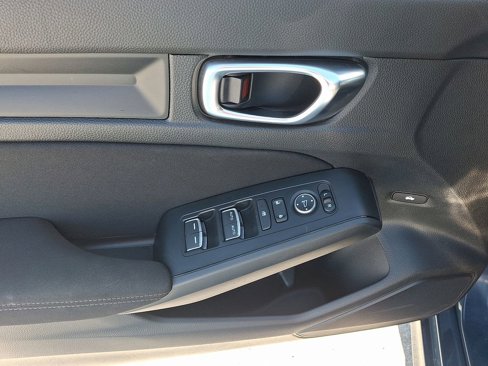 Used 2025 Honda Civic Sport image 14