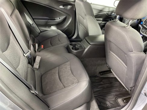 Used 2018 Chevrolet Volt LT w/ Comfort Package image 12