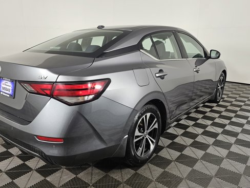 Used 2022 Nissan Sentra SV image 4