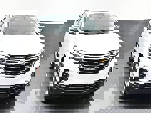 Certified 2022 Chevrolet Equinox LS w/ LS Convenience Package image 2