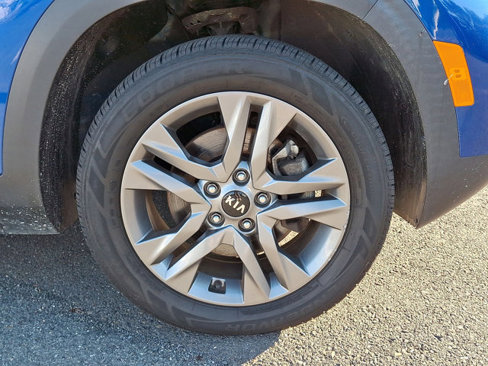 Used 2021 Kia Seltos S image 29