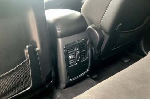 Used 2020 Jeep Grand Cherokee Laredo image 35