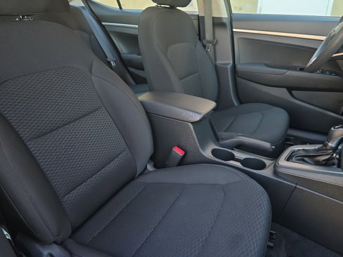 Used 2019 Hyundai Elantra SE w/ Cargo Package image 22