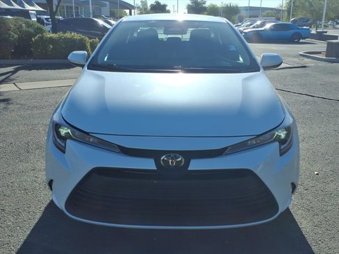 Used 2024 Toyota Corolla LE image 8