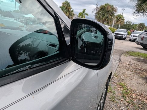 Used 2015 Nissan Pathfinder S image 20