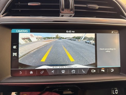 Used 2020 Jaguar F-PACE S image 23