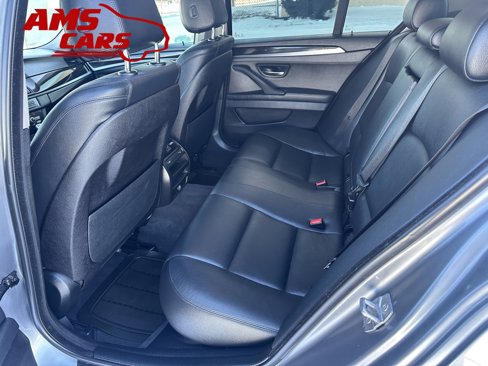 Used 2016 BMW 535i xDrive Sedan w/ Driver Assistance Package image 12
