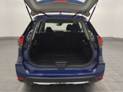 Used 2020 Nissan Rogue S image 29