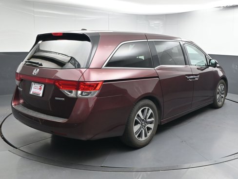 Used 2015 Honda Odyssey Touring image 8