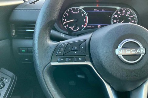 Used 2024 Nissan Sentra SV image 19