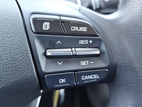 Used 2019 Hyundai Elantra SEL w/ Cargo Package image 9