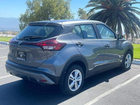 Used 2021 Nissan Kicks S image 39