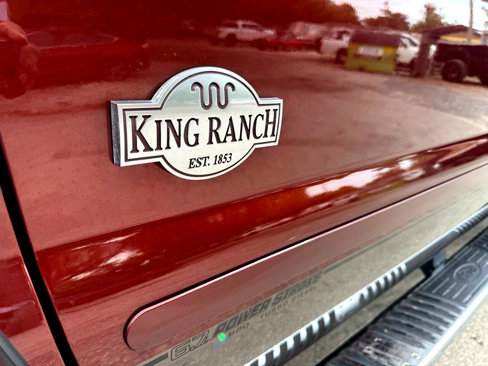 Used 2015 Ford F350 King Ranch w/ King Ranch w/Chrome Package image 9
