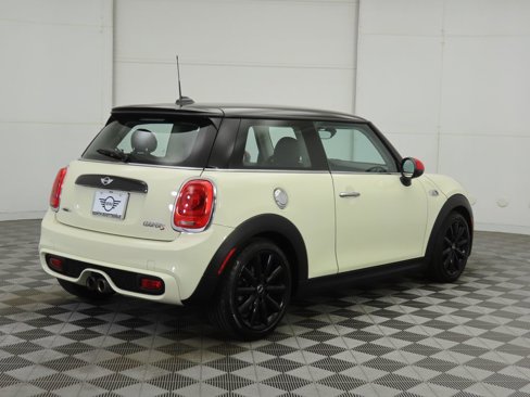 Used 2017 MINI Cooper S image 5