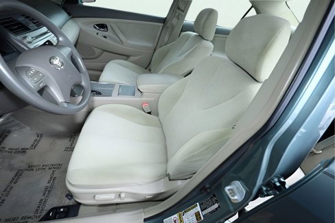 Used 2010 Toyota Camry image 11