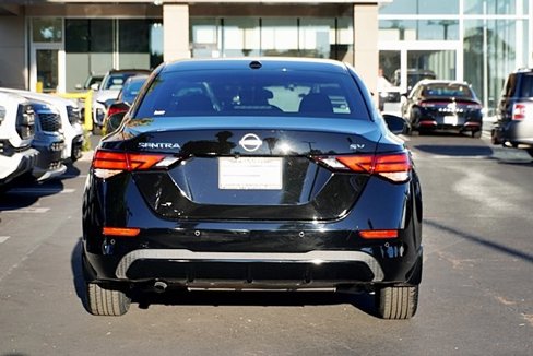 Used 2024 Nissan Sentra SV image 9
