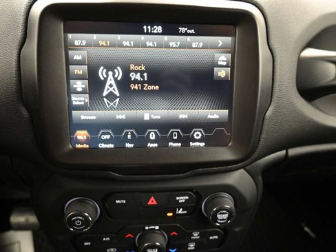 Used 2022 Jeep Renegade Latitude image 7