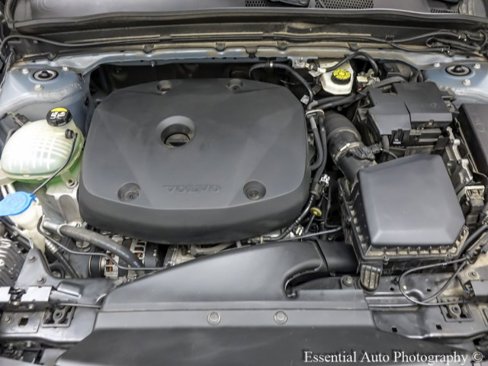 Used 2020 Volvo XC40 T4 R-Design image 36