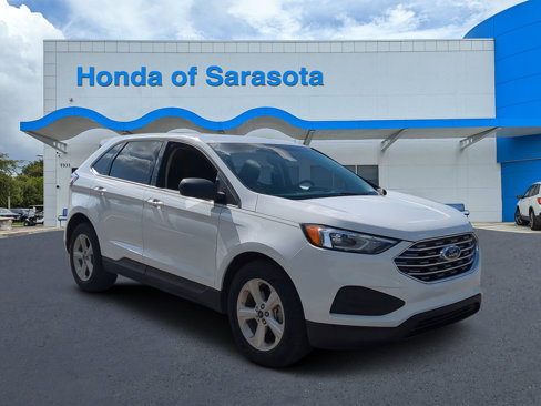 Used 2020 Ford Edge SE image 1