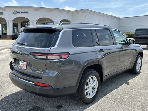Used 2023 Jeep Grand Cherokee L Laredo image 7