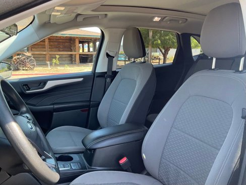 Certified 2022 Ford Escape SE w/ SE Sport Appearance Package image 50