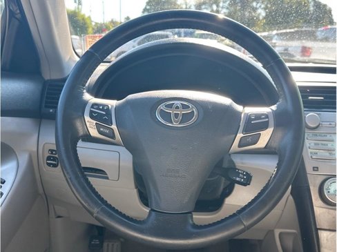 Used 2009 Toyota Camry SE image 16